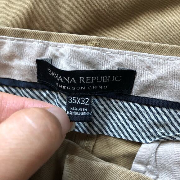 Banana Republic Emerson Chino Men Beige Pants Size 35x32 - Picture 5 of 8